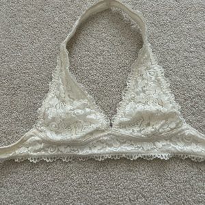 Aritzia Talula Halter Lace Bralette
